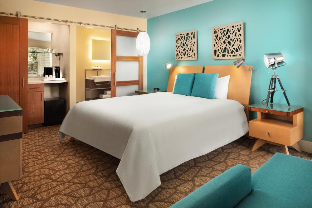 King Suite interior